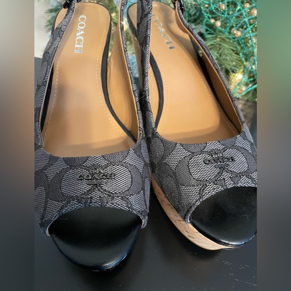 Coach “Ferry” Wedges Size 9 EUC - Picture 3 of 6